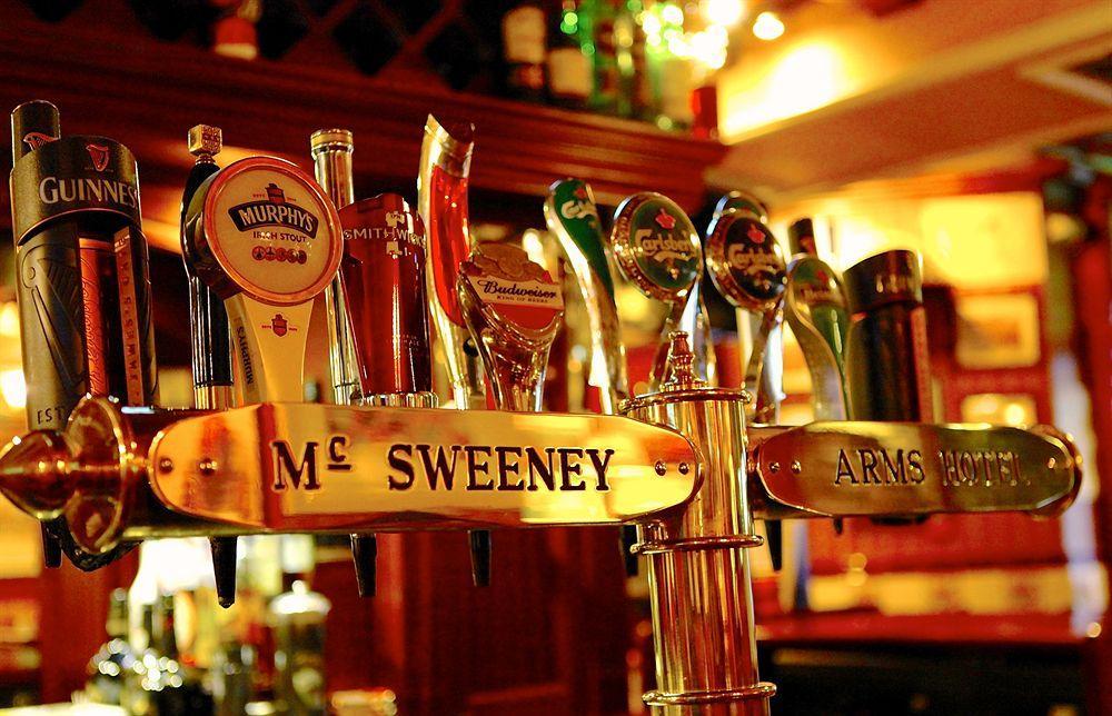 Mcsweeney Arms Hotel Cill Airne Exteriör bild