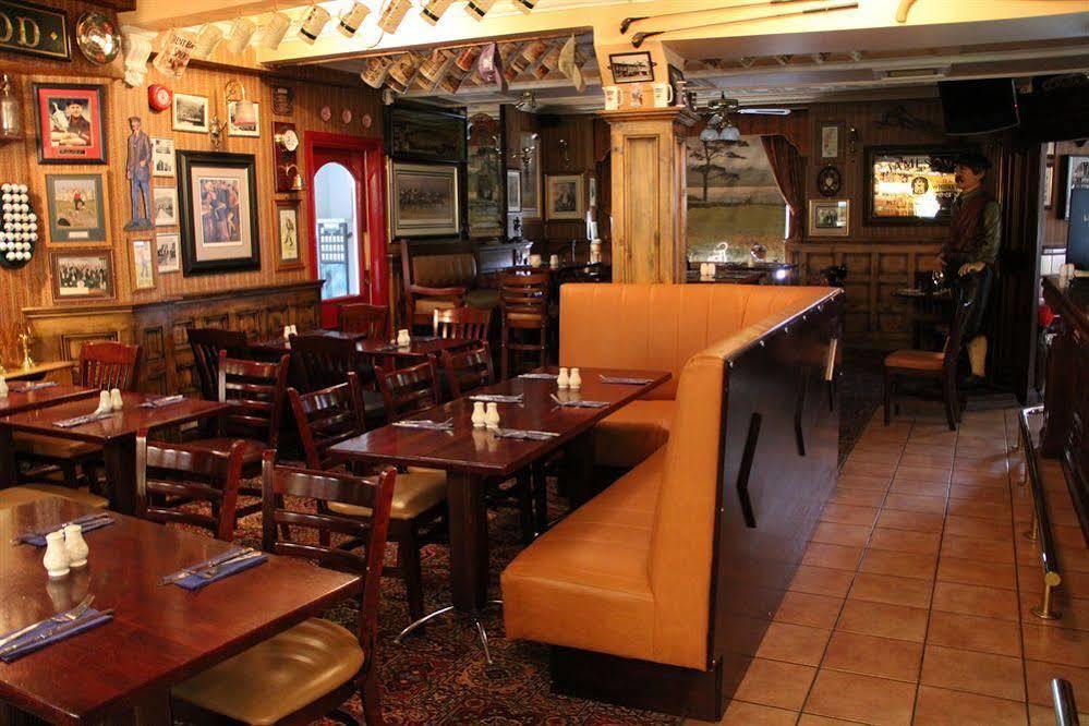 Mcsweeney Arms Hotel Cill Airne Exteriör bild
