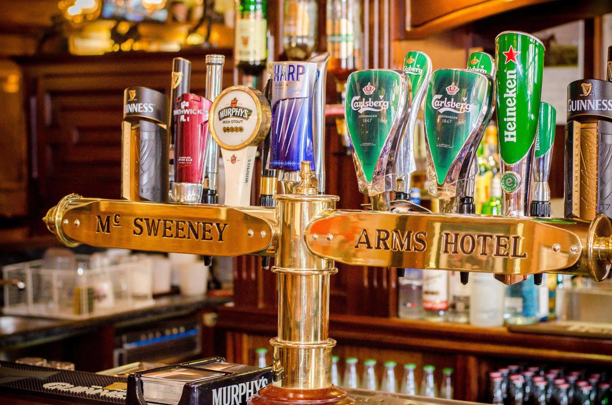 Mcsweeney Arms Hotel Cill Airne Exteriör bild